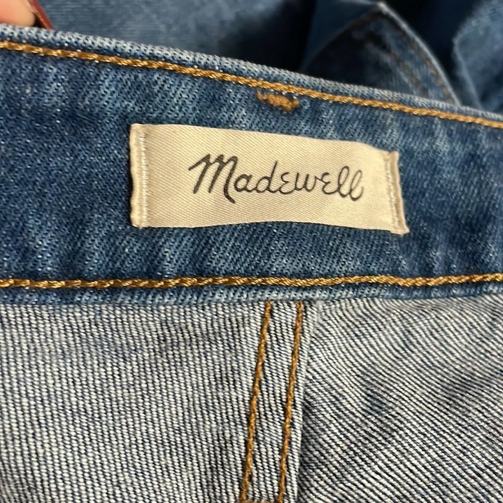 Madewell Curvy Perfect Vintage Straight Jean in Mayfield Wash - Picture 7 of 15